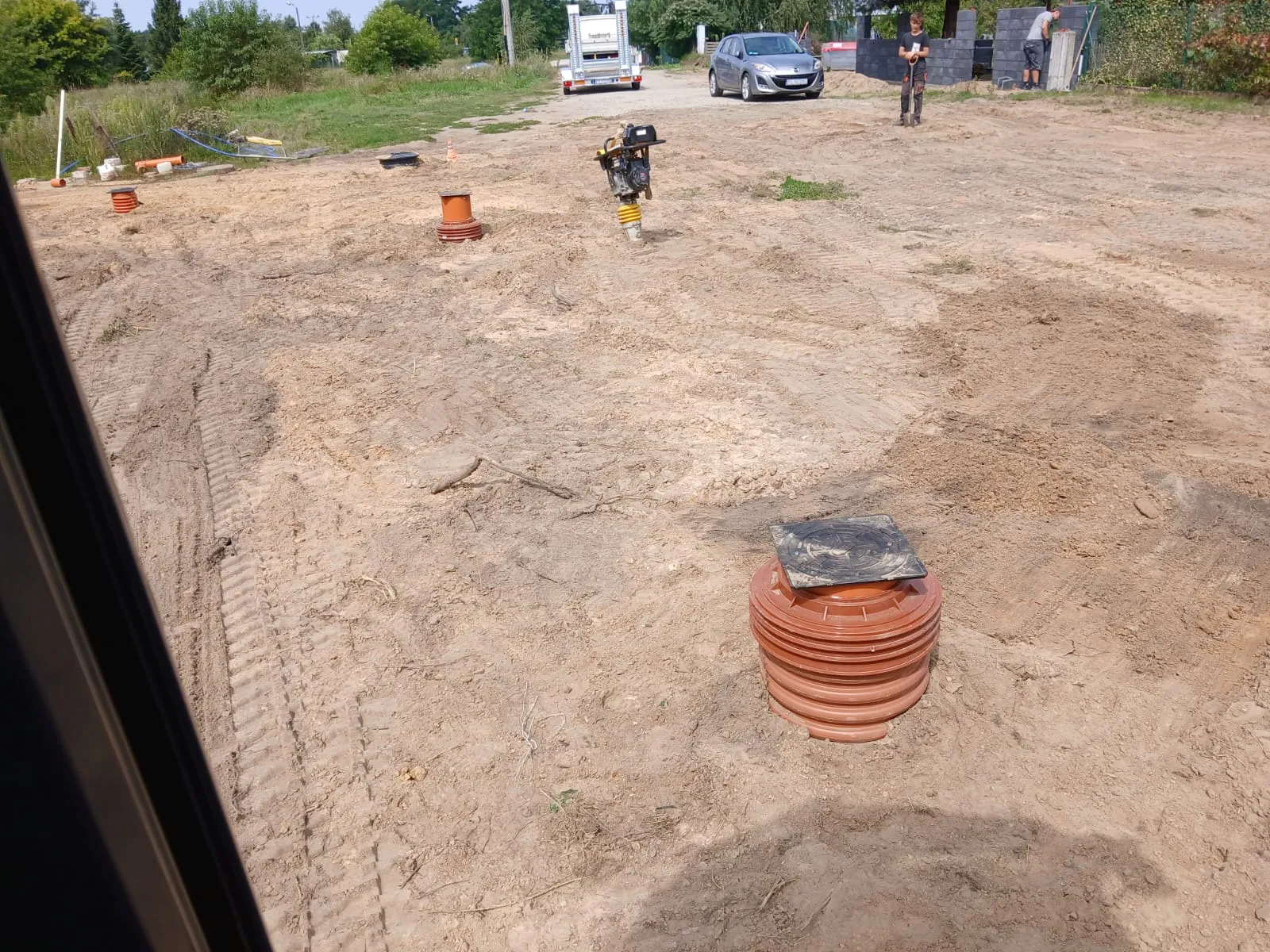 Wykonanie wykopu pod przyłącza wodociągowe