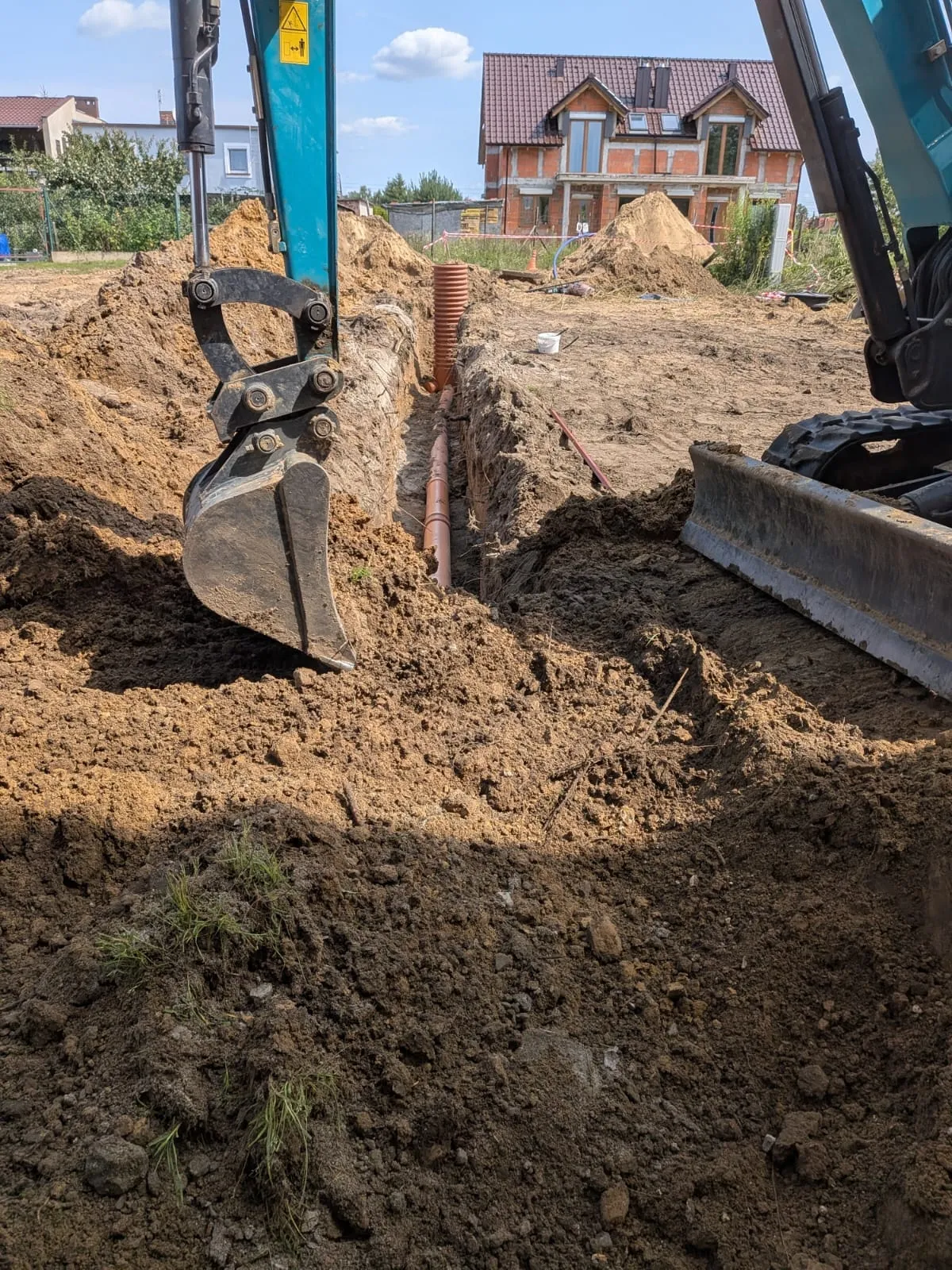 Zamontowane zawory odcinające dla mieszkań